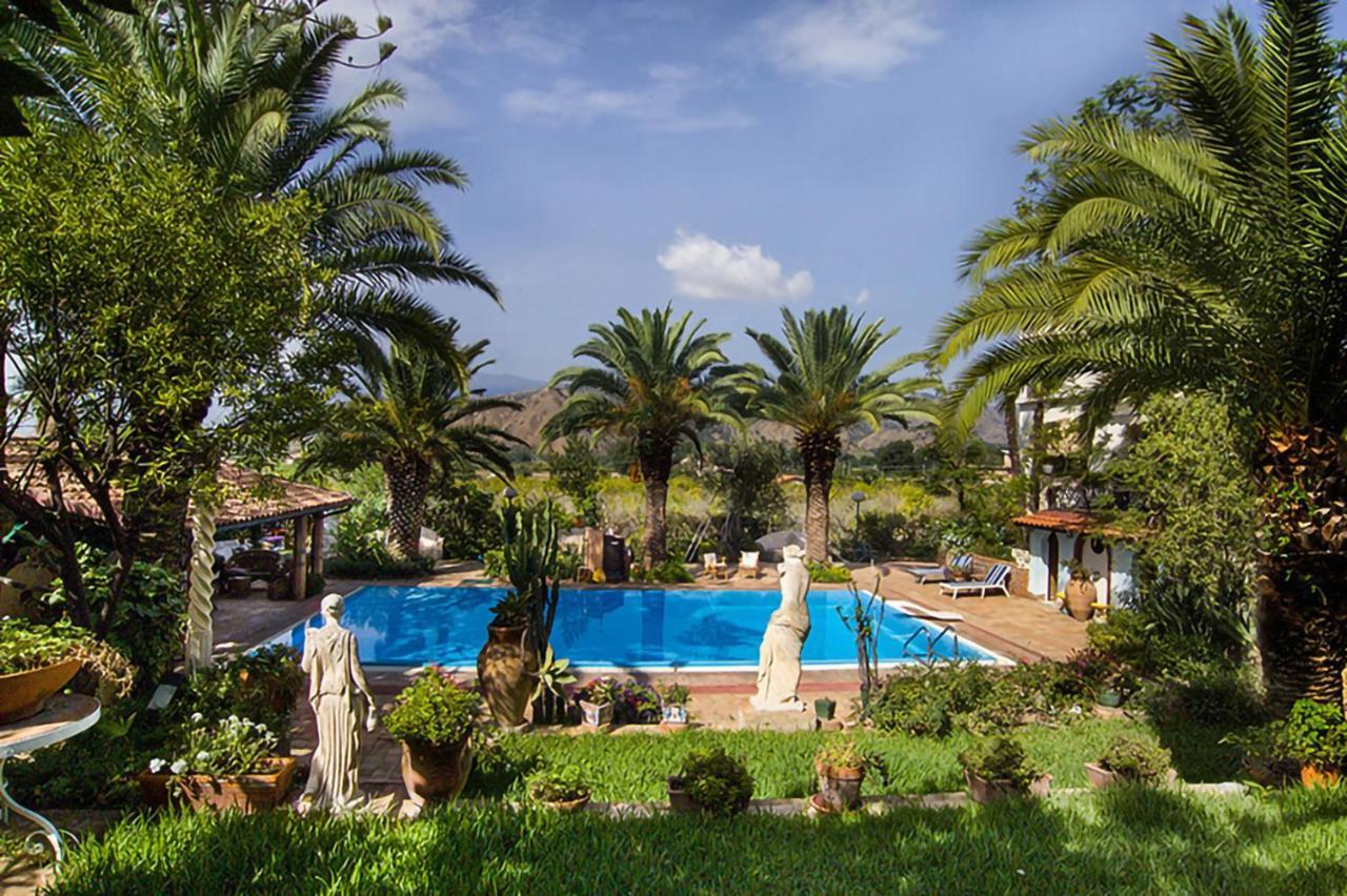 Villa Alkantara Taormina Luaran gambar